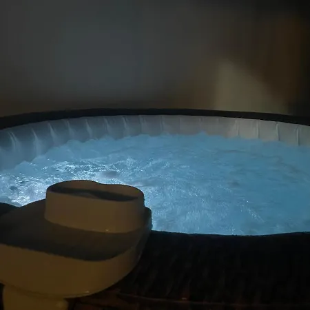 בית נופש Monte Del Agua House