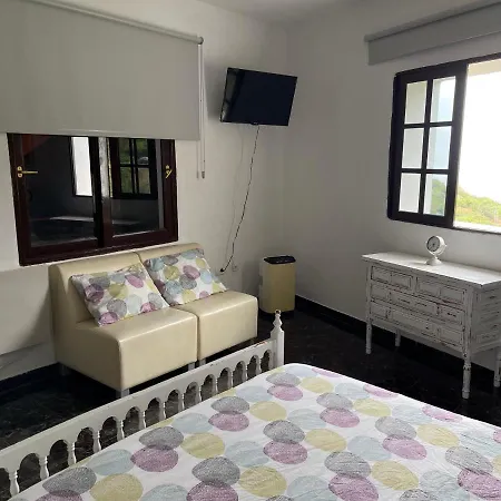 別荘 Monte Del Agua House Erjos-El Tanque